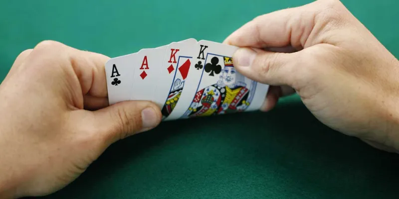 Chiến lược chơi Omaha Poker để nâng cao tỷ lệ thắng
